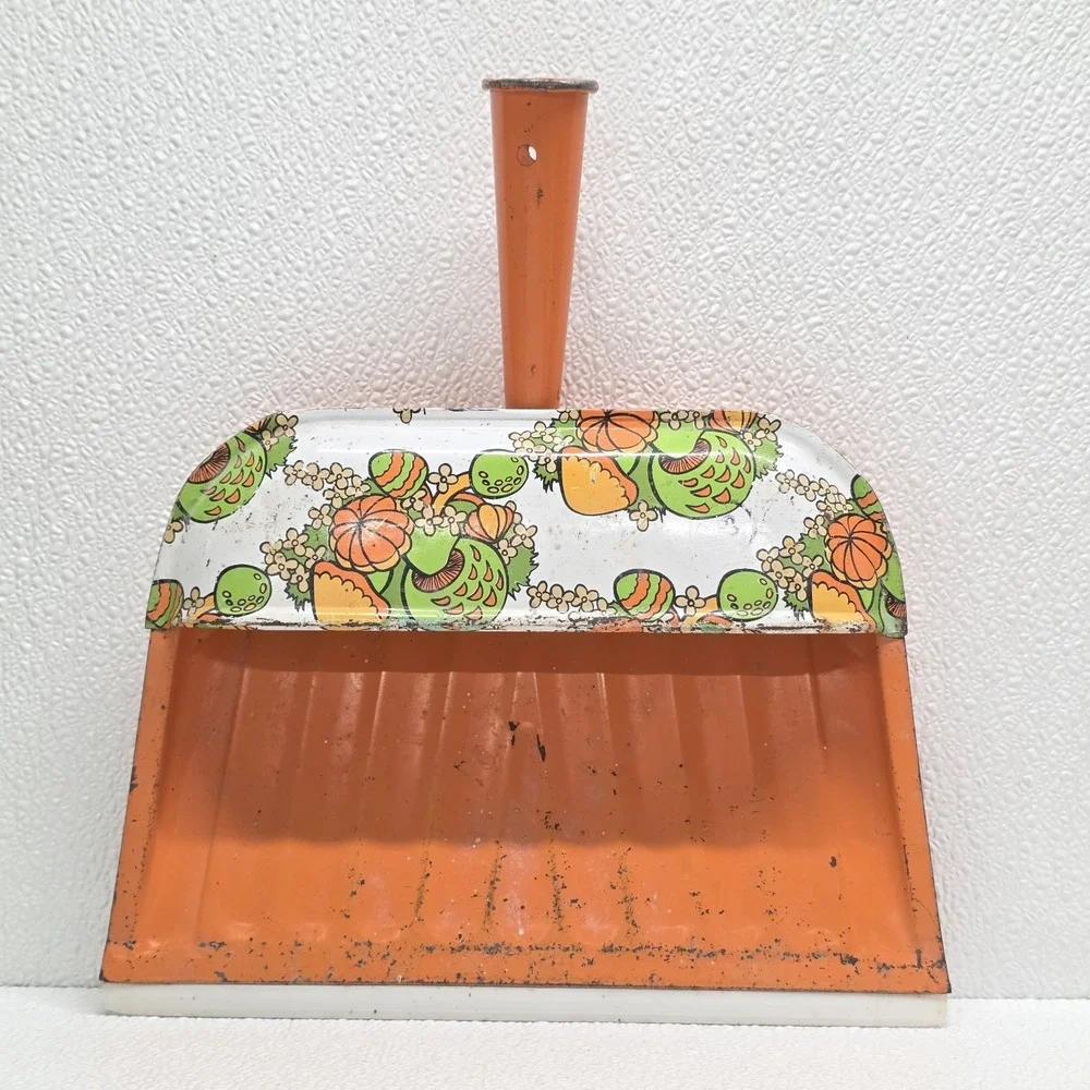 Vintage MCM Retro Mushroom Orange & Green Metal Dust Pan